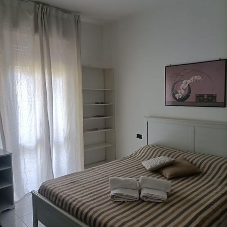 Simonetta'S Apartment In Porta Vittoria Milão Quarto foto